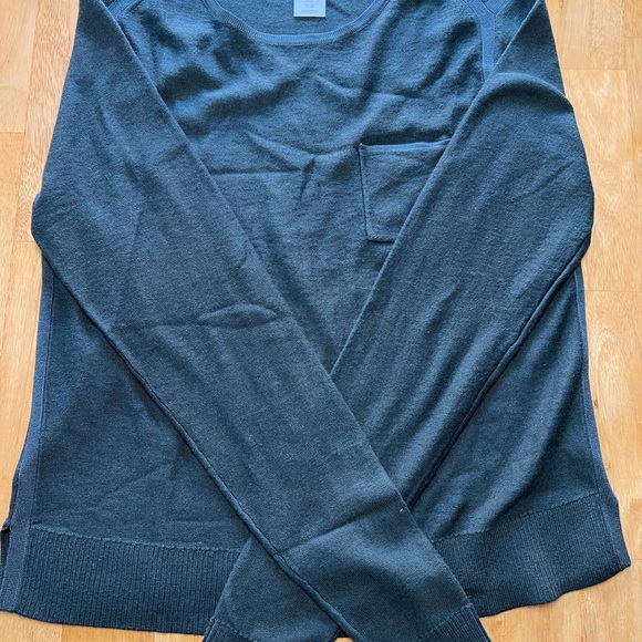 Cabi GREEN CREW NECK Womens SWEATER  Tee Size Small Forest green NWOT - Picture 7 of 8